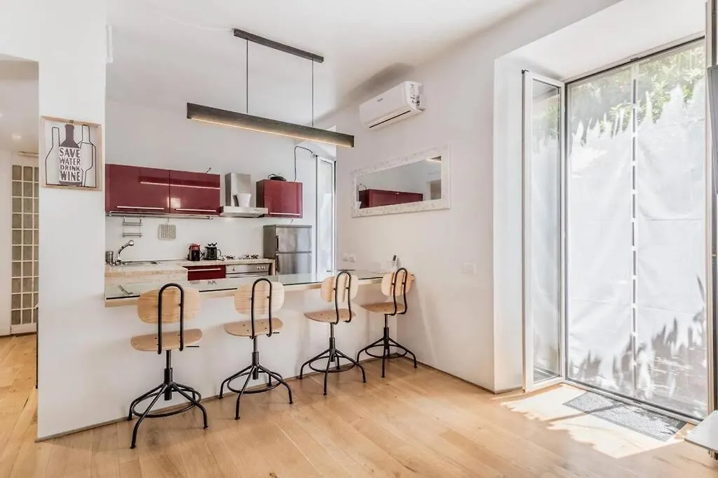 Apartment Casatrastevere Alessio&Simone Rome Italy